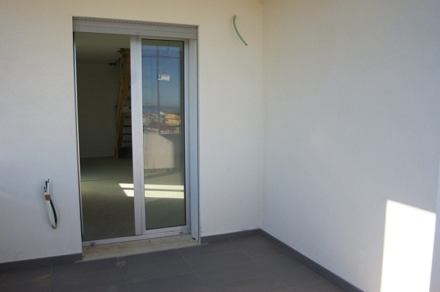 Porta balcone di nuovo appartamento duplex a Francavilla al Mare