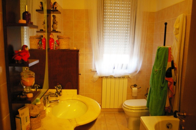 Bagno di appartamento in vendita ad Atri