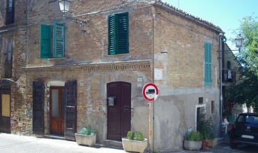 Atri, 2 Stanze da Letto Stanze da Letto, ,2 BathroomsBathrooms,Casa indipendente,Vendita,Via Picena 26,1477