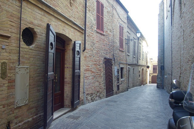 Atri, 1 Stanza Stanze,1 BagnoBathrooms,Commerciale,Vendita,Via Sant'Agostino,1496