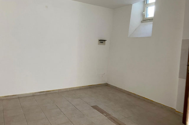 Atri, 2 Stanze Stanze,1 BagnoBathrooms,Commerciale,Vendita,Vico Firmani ,1540