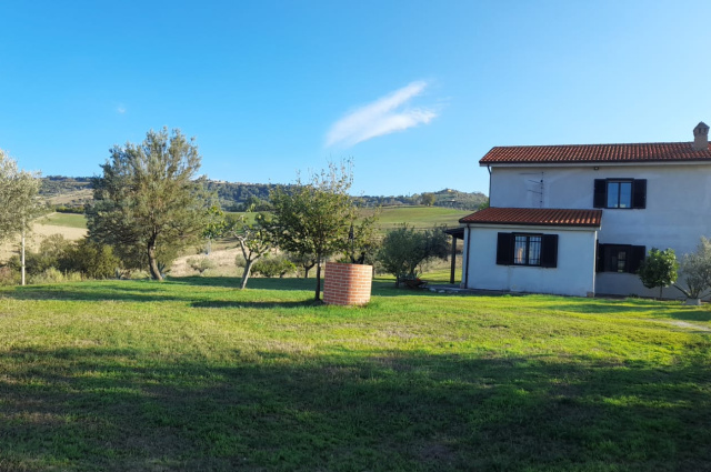 Atri, 2 Stanze da Letto Stanze da Letto, ,2 BathroomsBathrooms,Villa,Vendita,Contrada Cagno 30,1544