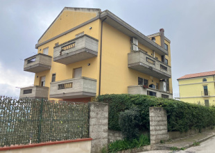 Atri, 3 Stanze da Letto Stanze da Letto, ,2 BathroomsBathrooms,Appartamento,Vendita,1545