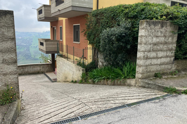 Atri, 3 Stanze da Letto Stanze da Letto, ,2 BathroomsBathrooms,Appartamento,Vendita,1545