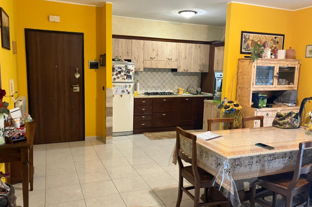 Atri, 3 Stanze da Letto Stanze da Letto, ,2 BathroomsBathrooms,Appartamento,Vendita,1545