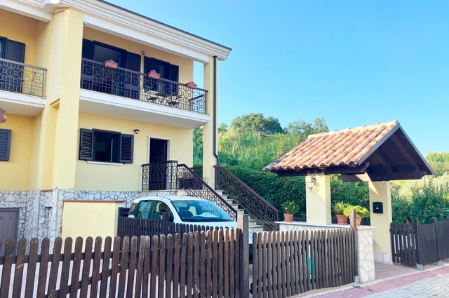 Atri, 3 Stanze da Letto Stanze da Letto, ,2 BathroomsBathrooms,Villetta a schiera,Vendita,Via Proserpina 21,1546